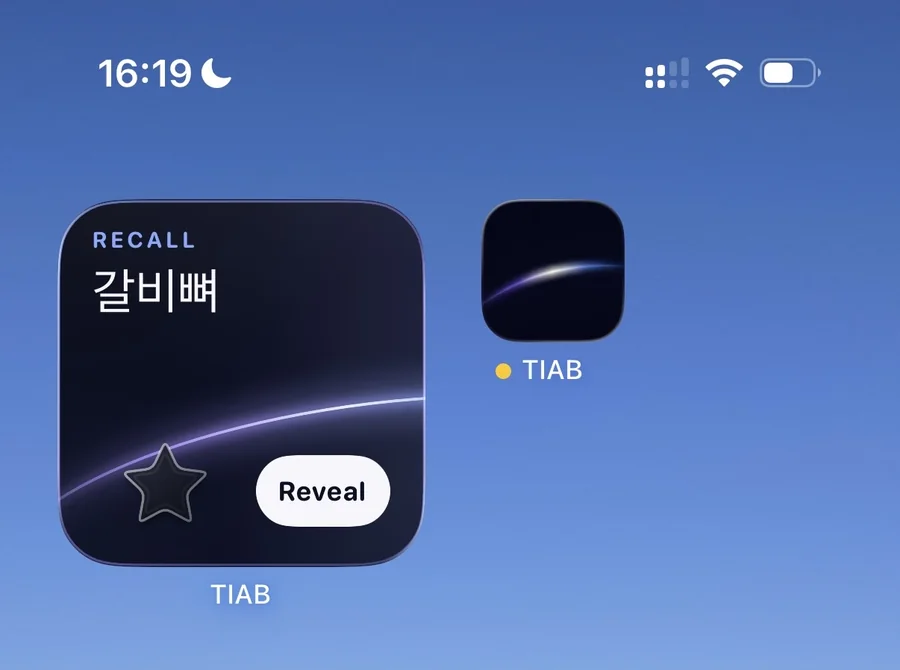 An iPhone Home Screen with a TIAB widget prompting recall of the Korean word 갈비뼈